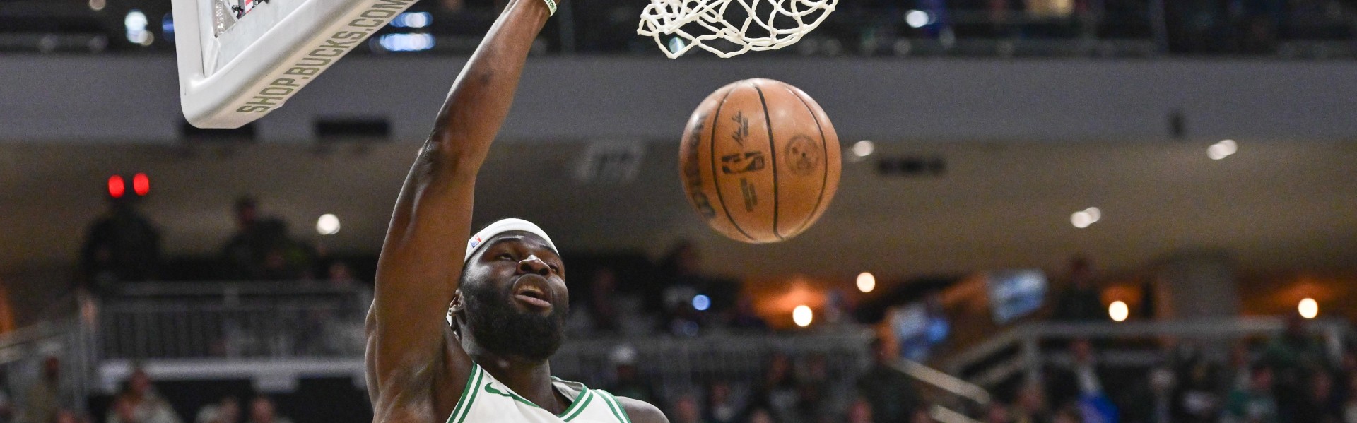 v体育-杰伦·布朗：奎塔一直在进步 他配得上被列入最快进步球员候选